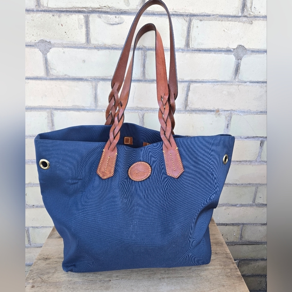 Dooney & Bourke Shopper Tote
